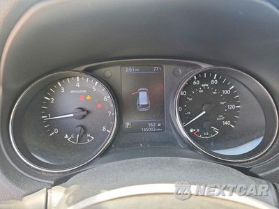 Zdjęcie 9 z 14 samochodu: 2019 NISSAN ROGUE S VIN:5N1AT2MT3KC799944 - miniatura