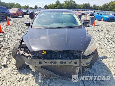 Piąte zdjęcie samochodu w środku: 2017 FORD FOCUS SEL VIN:1FADP3M28HL345822 - miniatura