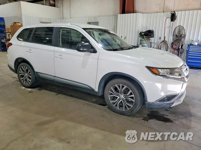 Czwarte zdjęcie samochodu z boku: 2018 MITSUBISHI OUTLANDER ES VIN:JA4AD2A38JZ015138 - miniatura