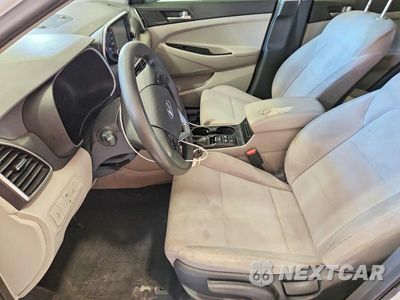 Zdjęcie 7 z 13 samochodu: 2019 HYUNDAI TUCSON SE VIN:KM8J2CA44KU861061 - miniatura