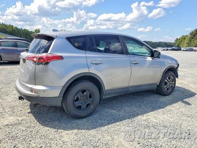 Trzecie zdjęcie samochodu z tyłu: 2017 TOYOTA RAV4 LE VIN:2T3ZFREV0HW396730 - miniatura