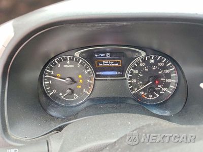 Zdjęcie 9 z 13 samochodu: 2016 NISSAN PATHFINDER SV VIN:5N1AR2MM1GC604941 - miniatura