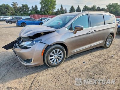 2017 CHRYSLER PACIFICA TOURING L 2C4RC1BG3HR705343 - główne zdjęcie licytacji z USA - miniatura