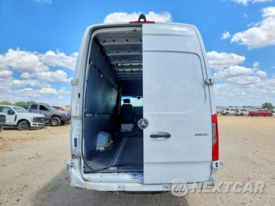 Zdjęcie 6 z 13 samochodu: 2024 MERCEDES-BENZ SPRINTER 2500 DELIVERY VAN VIN:W1Y4NDHY9RT183877 - miniatura