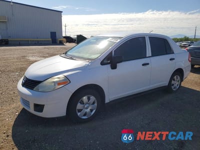 2009 NISSAN VERSA 1.6 BASE 3N1CC11E49L451178 - główne zdjęcie licytacji z USA - miniatura