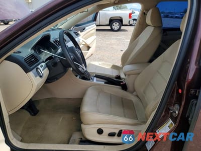 Zdjęcie 7 z 12 samochodu: 2012 VOLKSWAGEN PASSAT SE VIN:1VWBP7A35CC085682 - miniatura