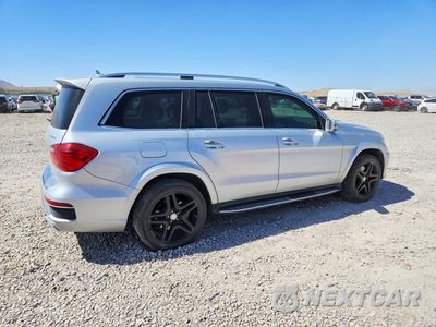 Trzecie zdjęcie samochodu z tyłu: 2014 MERCEDES-BENZ GL 550 4MATIC VIN:4JGDF7DE1EA281124 - miniatura