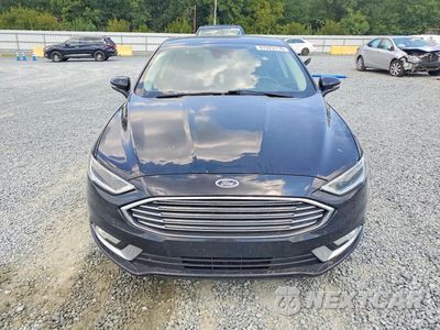 Piąte zdjęcie samochodu w środku: 2017 FORD FUSION TITANIUM PHEV VIN:3FA6P0SUXHR209706 - miniatura