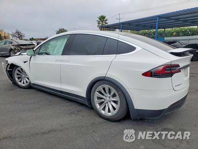 Drugie zdjęcie samochodu z przodu: 2018 TESLA MODEL X VIN:5YJXCBE2XJF089428 - miniatura