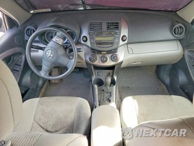 Zdjęcie 8 z 13 samochodu: 2010 TOYOTA RAV4 BASE VIN:JTMBK4DV6AD017654 - miniatura