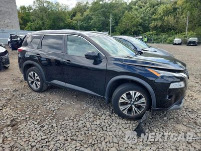 Czwarte zdjęcie samochodu z boku: 2022 NISSAN ROGUE SV VIN:5N1BT3BBXNC707981 - miniatura