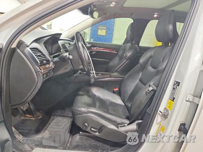 Zdjęcie 7 z 13 samochodu: 2017 VOLVO XC90 T6 VIN:YV4A22PK6H1121135 - miniatura