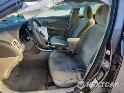 Zdjęcie 7 z 13 samochodu: 2009 TOYOTA COROLLA LE VIN:JTDBL40E399035076 - miniatura