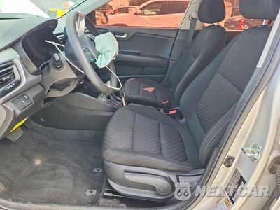 Zdjęcie 7 z 12 samochodu: 2022 KIA RIO LX VIN:3KPA24AD3NE506251 - miniatura