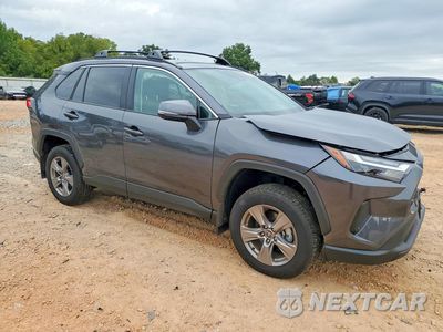 Czwarte zdjęcie samochodu z boku: 2024 TOYOTA RAV4 XLE VIN:2T3P1RFVXRC487172 - miniatura