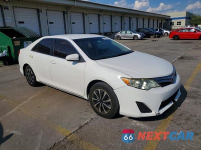 Czwarte zdjęcie samochodu z boku: 2014 TOYOTA CAMRY LE VIN:4T1BF1FK1EU870034 - miniatura
