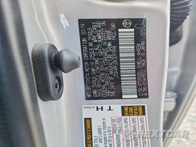 Zdjęcie 12 z 12 samochodu: 2019 TOYOTA PRIUS LE VIN:JTDKARFU0K3097898 - miniatura