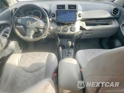 Zdjęcie 8 z 13 samochodu: 2011 TOYOTA RAV4 BASE VIN:2T3ZF4DV5BW105103 - miniatura