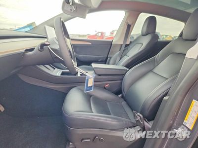 Zdjęcie 7 z 13 samochodu: 2023 TESLA MODEL Y VIN:7SAYGDEE4PA157701 - miniatura