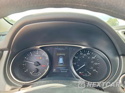 Zdjęcie 9 z 13 samochodu: 2016 NISSAN ROGUE SV VIN:JN8AT2MT1GW021527 - miniatura