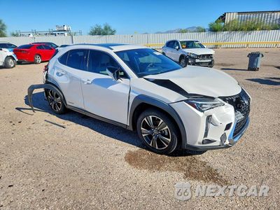Czwarte zdjęcie samochodu z boku: 2019 LEXUS UX 250H VIN:JTHU9JBH1K2000711 - miniatura