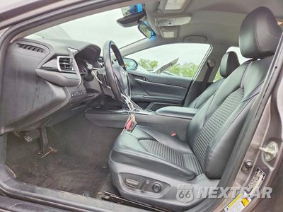 Zdjęcie 7 z 12 samochodu: 2018 TOYOTA CAMRY SE VIN:4T1B11HK7JU599776 - miniatura