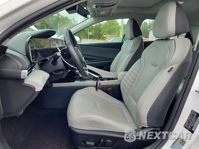 Zdjęcie 7 z 12 samochodu: 2025 HYUNDAI ELANTRA LIMITED VIN:KMHLN4DJ3SU173169 - miniatura