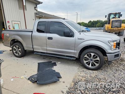 Czwarte zdjęcie samochodu z boku: 2020 FORD F150 SUPER CAB VIN:1FTEX1EP7LKF16541 - miniatura