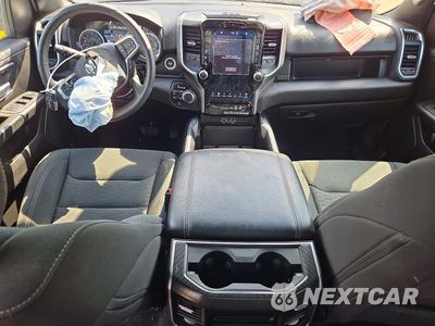 Zdjęcie 8 z 12 samochodu: 2025 RAM 1500 BIG HORN/LONE STAR VIN:1C6SRFFP8SN584408 - miniatura