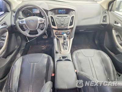 Zdjęcie 8 z 12 samochodu: 2012 FORD FOCUS SEL VIN:1FAHP3H24CL430239 - miniatura