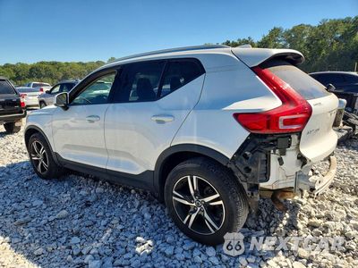 Drugie zdjęcie samochodu z przodu: 2023 VOLVO XC40 CORE VIN:YV4L12UK8P2054613 - miniatura