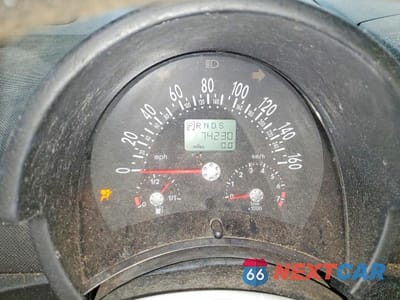 Zdjęcie 9 z 12 samochodu: 2004 VOLKSWAGEN NEW BEETLE GLS VIN:3VWCD31Y94M336608 - miniatura