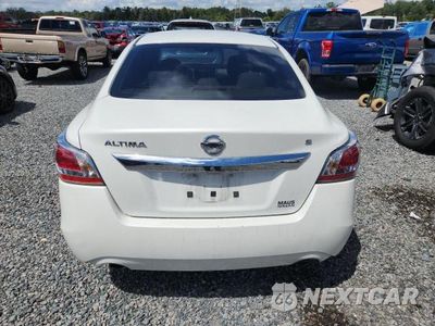 Zdjęcie 6 z 12 samochodu: 2015 NISSAN ALTIMA 2.5 S VIN:1N4AL3AP3FN367937 - miniatura