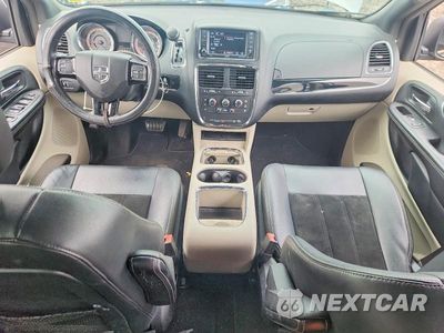 Zdjęcie 8 z 13 samochodu: 2018 DODGE GRAND CARAVAN SXT VIN:2C4RDGCG4JR209035 - miniatura