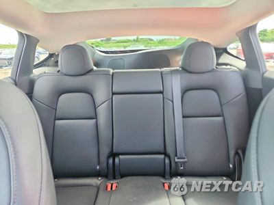 Zdjęcie 10 z 13 samochodu: 2025 TESLA MODEL Y VIN:7SAYGDED1SA375711 - miniatura