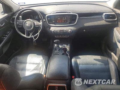 Zdjęcie 8 z 14 samochodu: 2017 KIA SORENTO EX VIN:5XYPH4A11HG252075 - miniatura