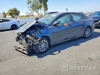 2024 KIA FORTE LX 3KPF24AD3RE742734 - główne zdjęcie licytacji z USA - miniatura