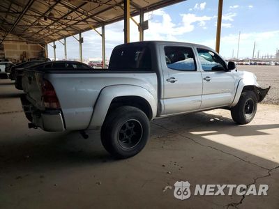 Trzecie zdjęcie samochodu z tyłu: 2005 TOYOTA TACOMA DOUBLE CAB PRERUNNER VIN:3TMJU62N65M007284 - miniatura
