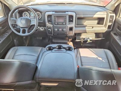 Zdjęcie 8 z 12 samochodu: 2023 RAM 1500 CLASSIC TRADESMAN VIN:1C6RR6FG5PS595731 - miniatura