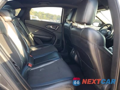 Zdjęcie 10 z 12 samochodu: 2015 CHRYSLER 200 S VIN:1C3CCCDG2FN665124 - miniatura