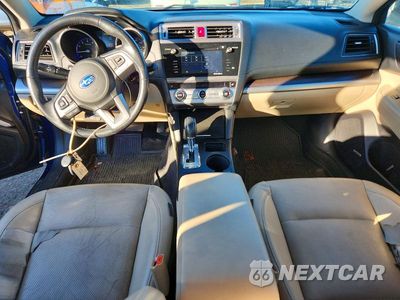 Zdjęcie 8 z 12 samochodu: 2017 SUBARU LEGACY 2.5I LIMITED VIN:4S3BNAN69H3027964 - miniatura
