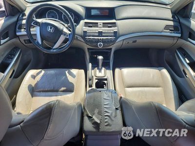 Zdjęcie 8 z 12 samochodu: 2008 HONDA ACCORD EXL VIN:1HGCP26848A046178 - miniatura