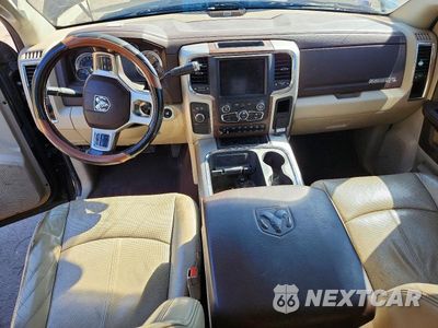 Zdjęcie 8 z 12 samochodu: 2018 RAM 2500 LARAMIE VIN:3C6UR5NL6JG343553 - miniatura