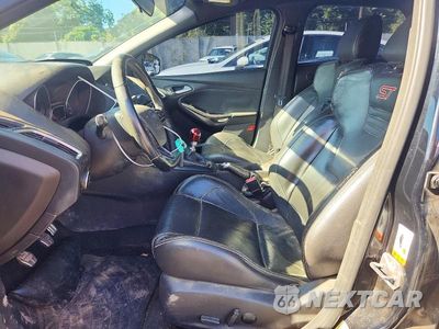 Zdjęcie 7 z 12 samochodu: 2017 FORD FOCUS ST VIN:1FADP3L91HL251005 - miniatura