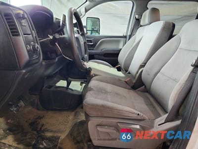 Zdjęcie 7 z 12 samochodu: 2019 CHEVROLET SILVERADO K2500 HEAVY DUTY VIN:1GC1KREG6KF192646 - miniatura