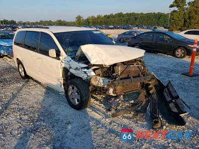 Czwarte zdjęcie samochodu z boku: 2012 DODGE GRAND CARAVAN SXT VIN:2C4RDGCG1CR404481 - miniatura