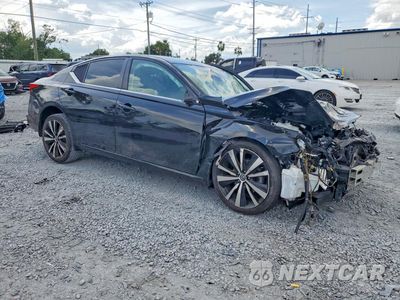 Czwarte zdjęcie samochodu z boku: 2020 NISSAN ALTIMA SR VIN:1N4BL4CV7LC231324 - miniatura