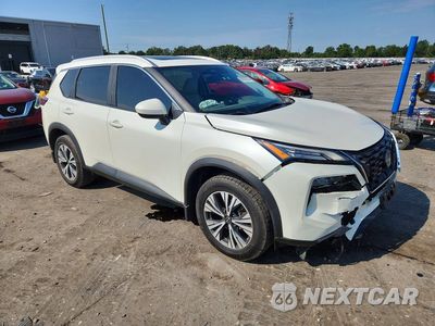 Czwarte zdjęcie samochodu z boku: 2023 NISSAN ROGUE SV VIN:5N1BT3BB0PC893646 - miniatura