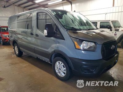 Czwarte zdjęcie samochodu z boku: 2023 FORD TRANSIT T-250 VIN:1FTBR1Y87PKA24003 - miniatura