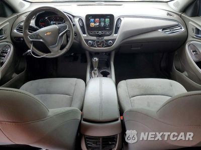 Zdjęcie 8 z 12 samochodu: 2018 CHEVROLET MALIBU LT VIN:1G1ZD5ST0JF212985 - miniatura